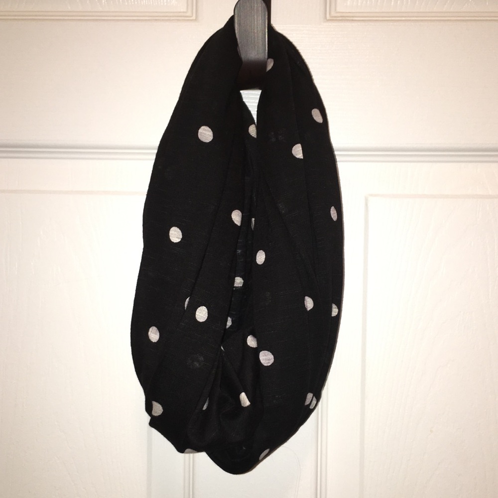 Infinity Scarf - Picture 3 of 5